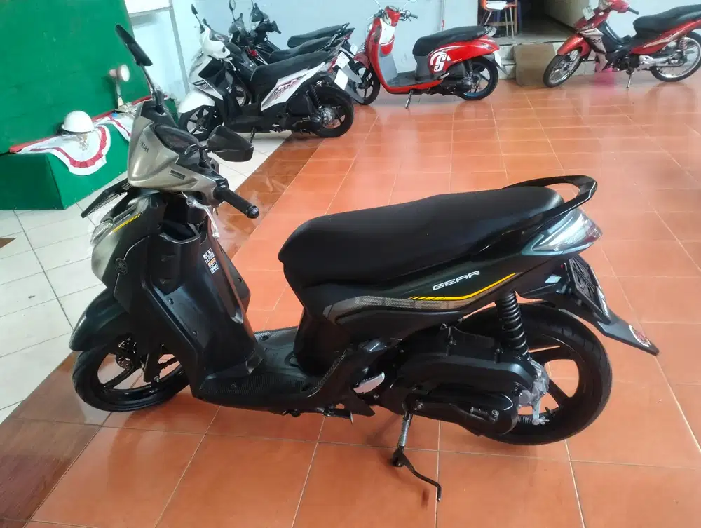 Di jual motor Honda gear
