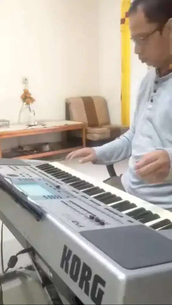 Keyboard Korg PA50 sudah flasdish
