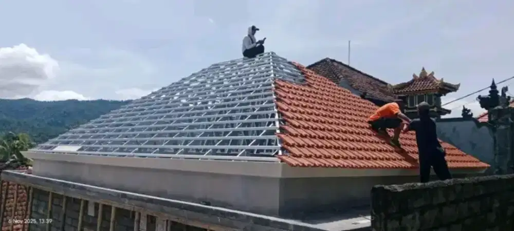 Bongkar pasang atap dan perbaikan atap