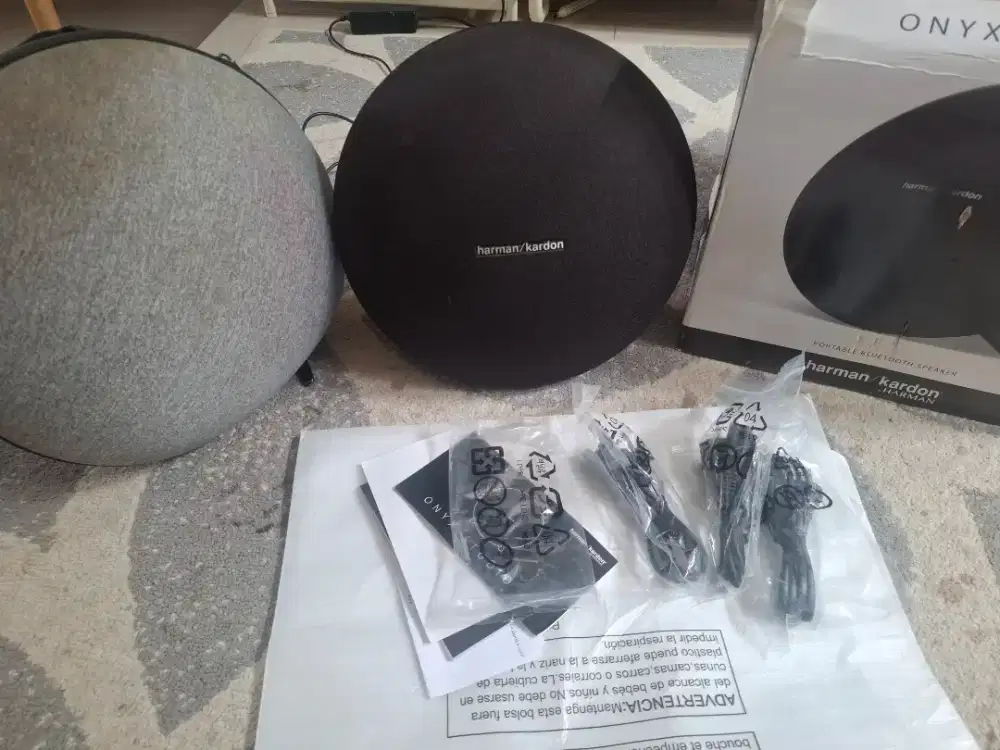 Harman kardon onyx 4