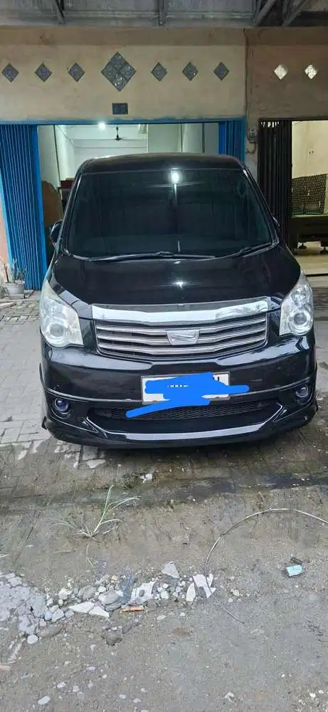 Toyota Nav1 2013 Bensin