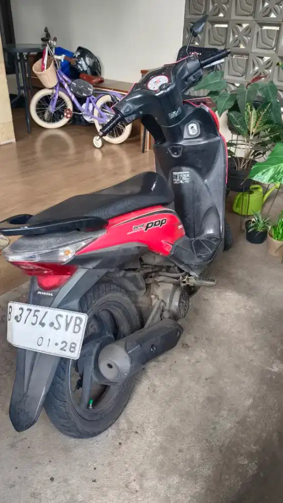 Jual beat pop warna merah 110 cc