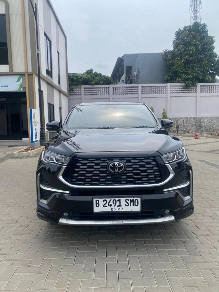 Toyota Innova Zenix Hybrid Q Modelista 2.0 AT 2023