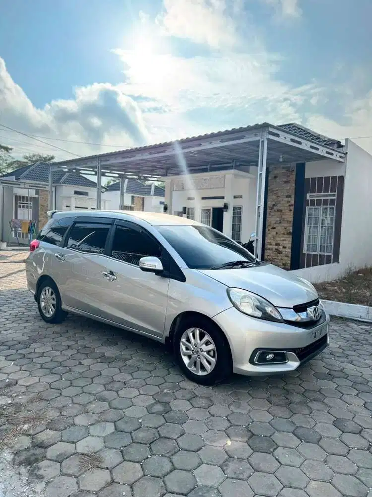 Honda Mobilio 2015 Bensin