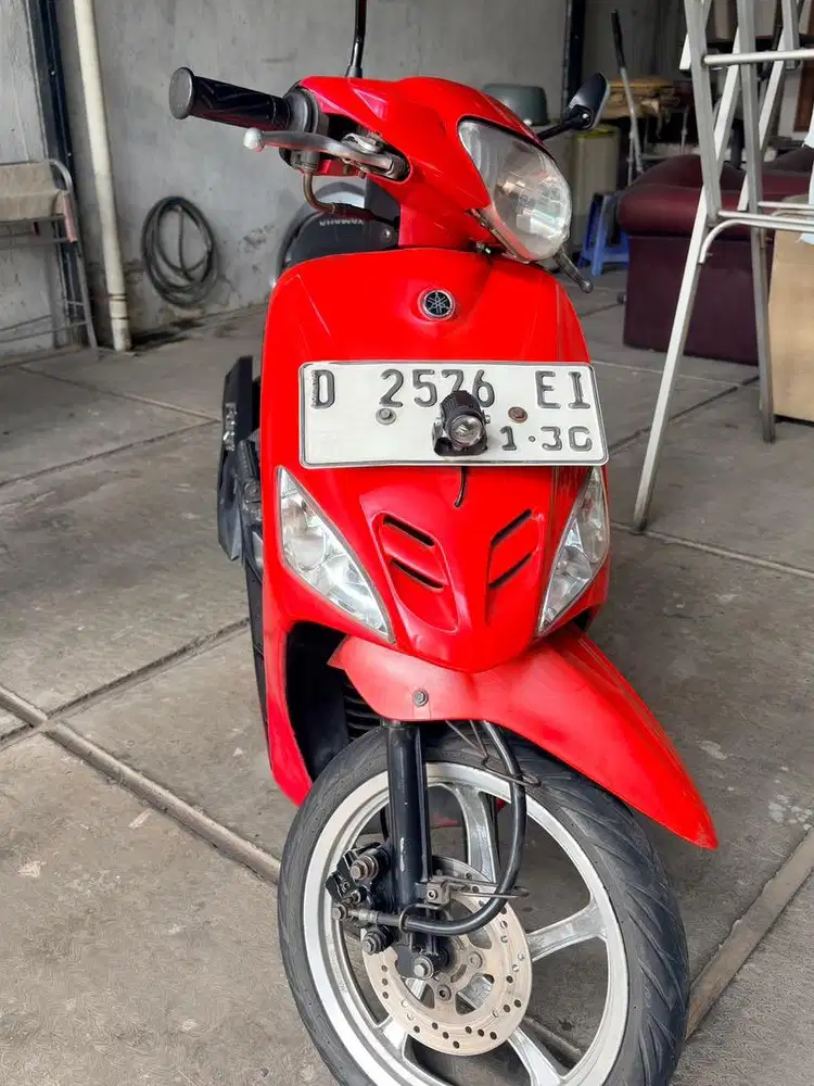 DIJUAL MOTOR YAMAHA MERAH