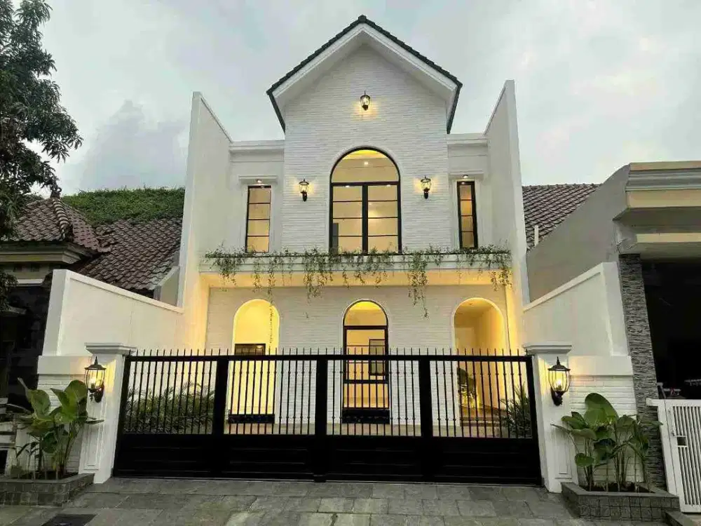 Baru Gress‼Rumah Colonial Modern Purimas
