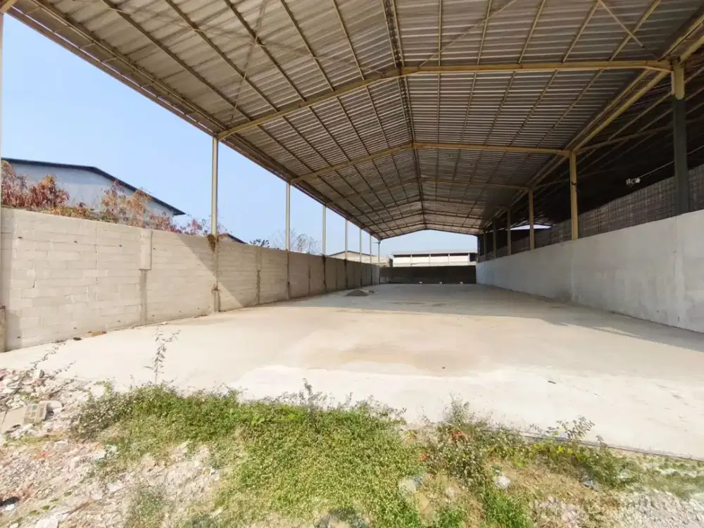 DISEWAKAN GUDANG STRATEGIS 600M2 PINGGIR JALAN – KAPUK, JAKARTA BARAT