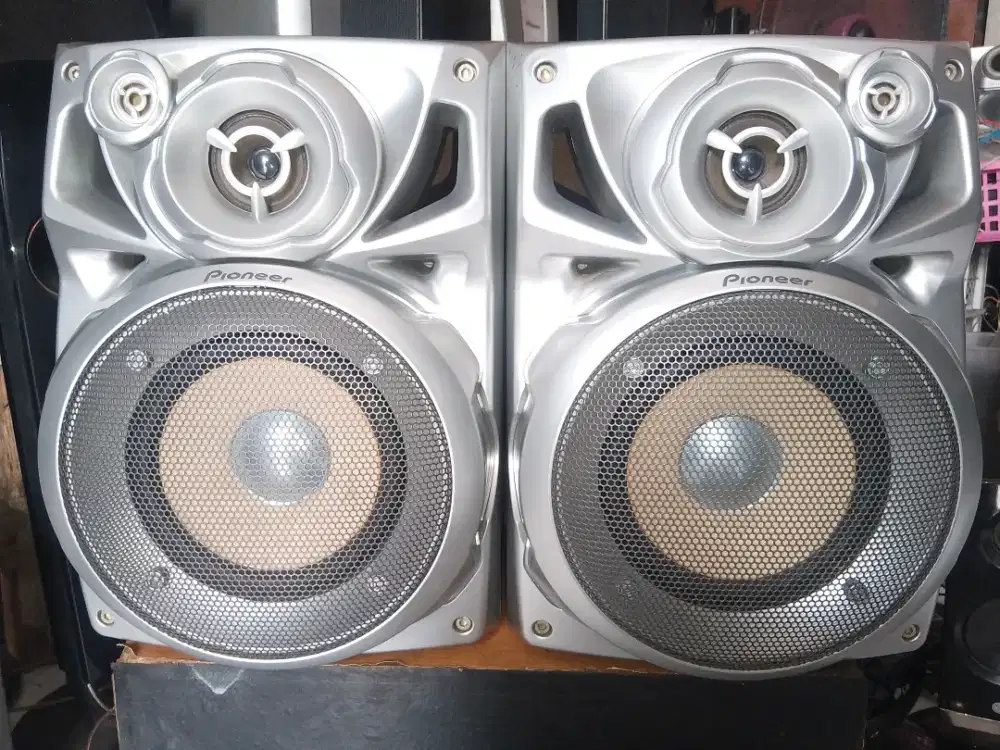 Build up Japan Pioneer Speaker 6 in, 3 way, full ori, like new