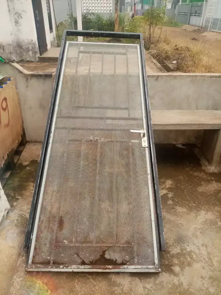 Jual pintu besi tebal