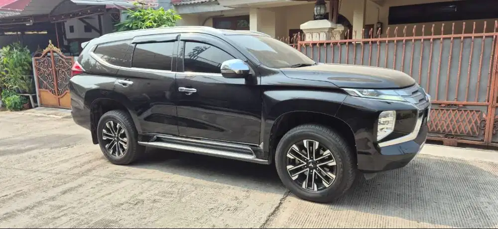Mitsubishi pajero sport (2022)