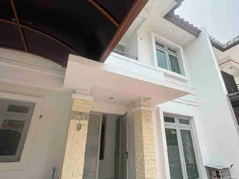 DISEWAKAN RUMAH DAAN MOGOT BARU - JAKARTA BARAT
