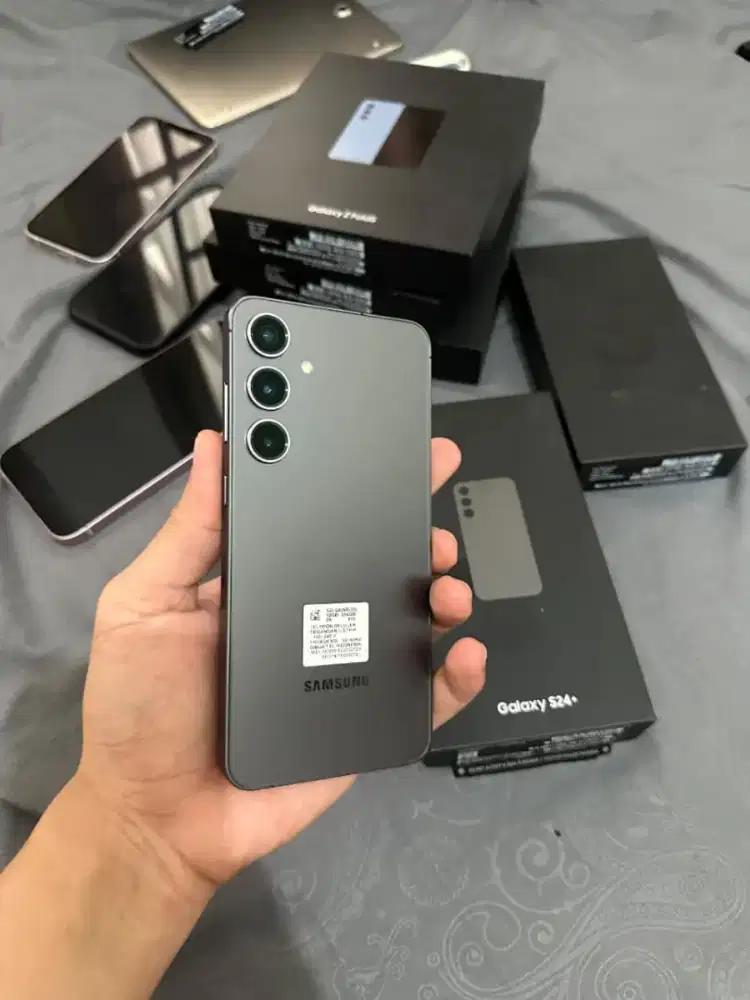 samsung S24+ 12/256gb