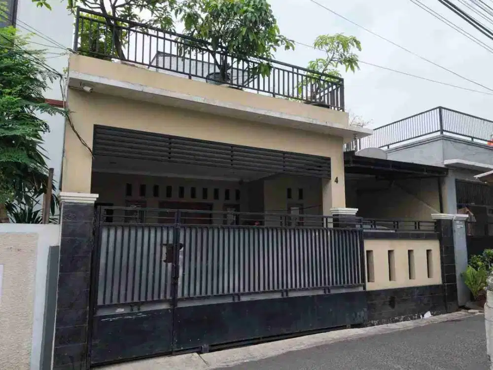 Rumah cantik di Sukabumi selatan Jakarta Barat