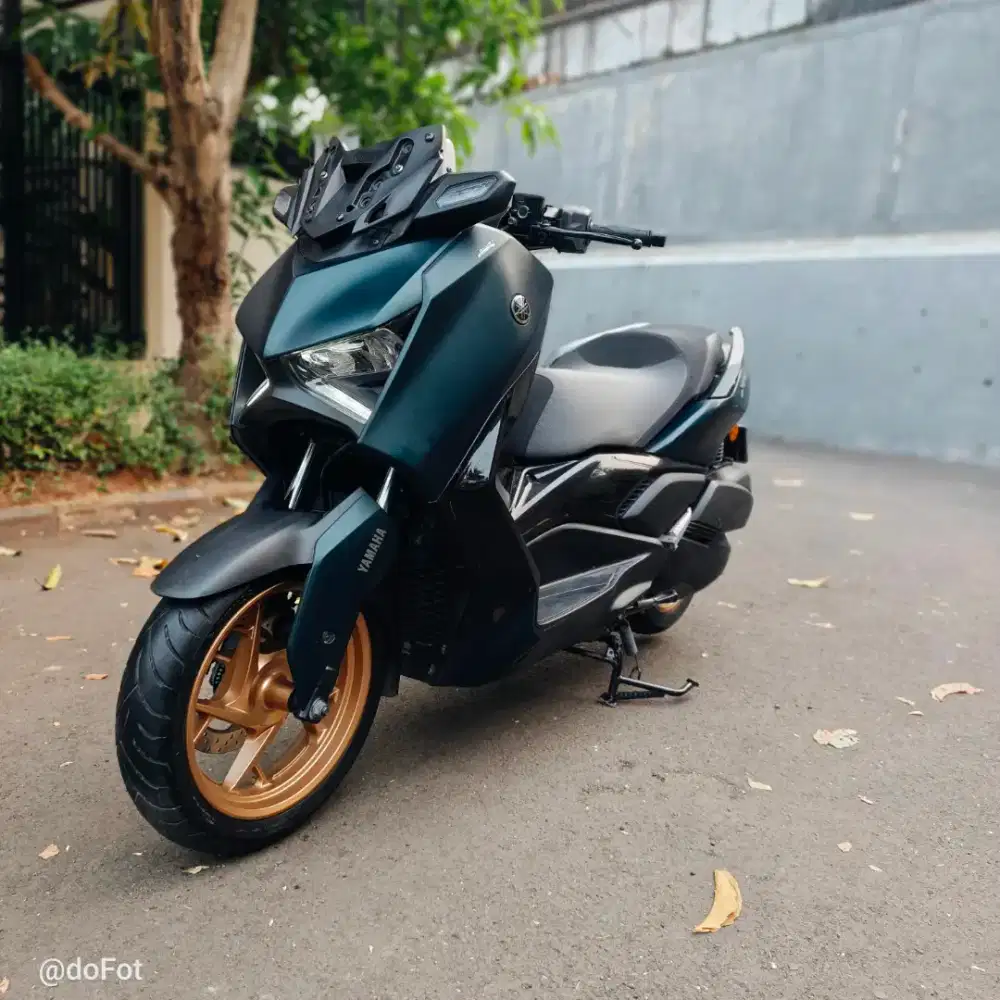 New Xmax Connected 2023 GPS Ready Low Km Fullori Pajak Hidup Cash aja