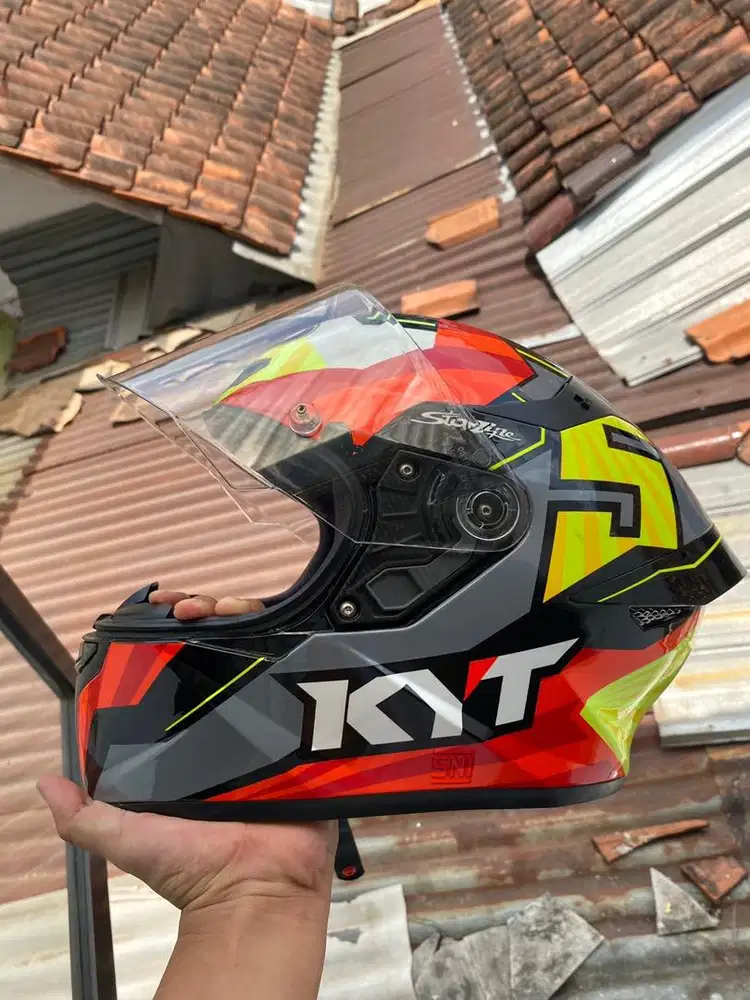 Helm full face kyt ttc