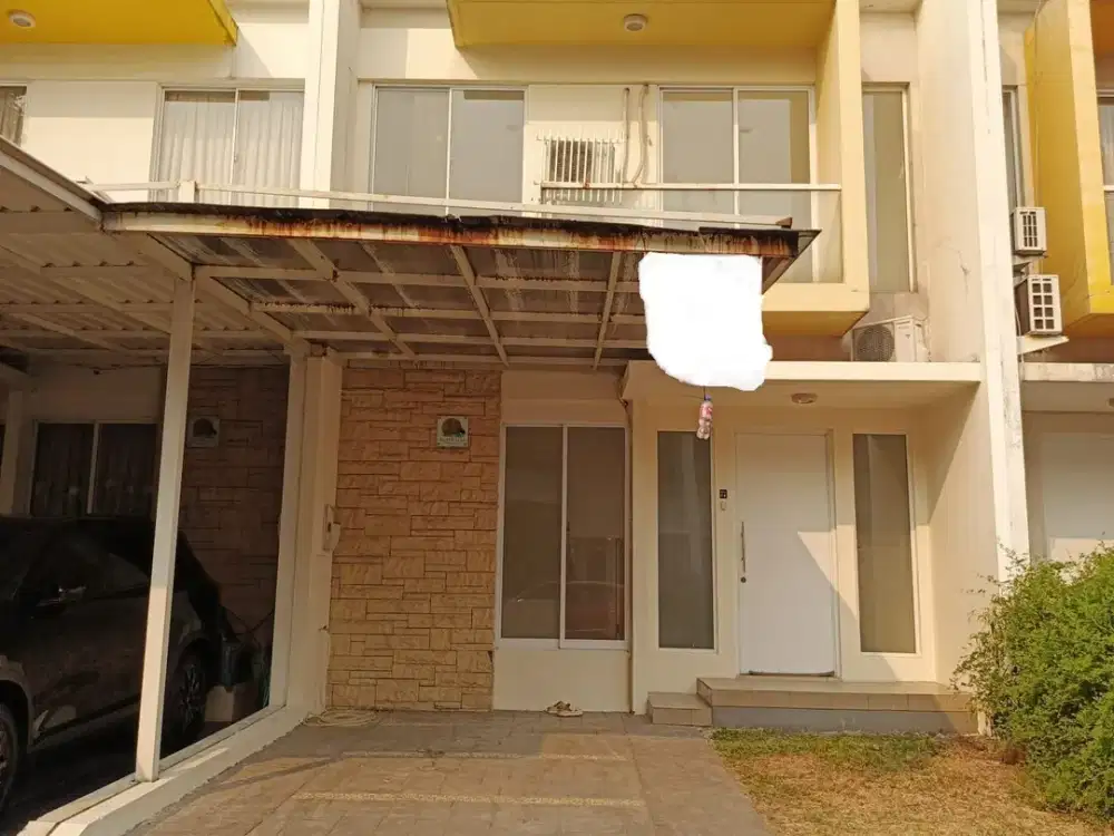 Rumah Green Lake City Cluster Australia Siap Huni Bagus 2 Lantai di Cipondoh Tangerang