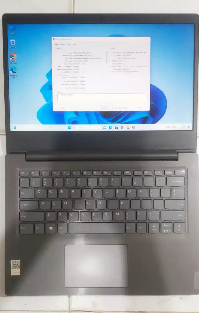 Laptop Lenovo cocok untuk game and Design
