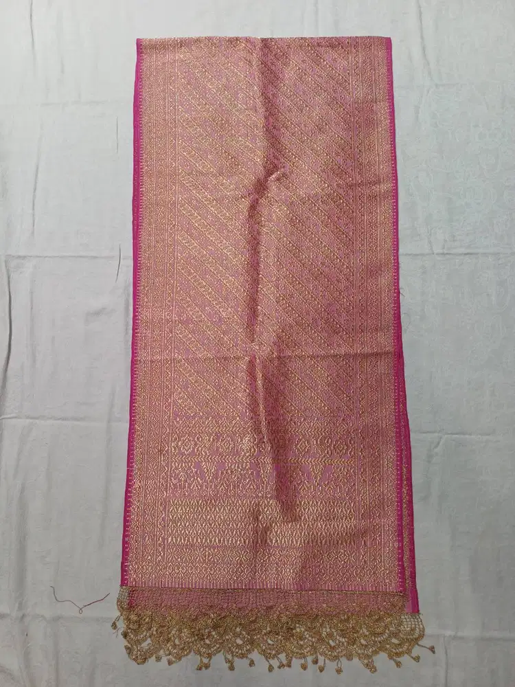 Kain Selendang Songket Padang Tenun Manual