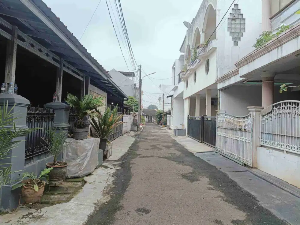 Rumah Dua Lantai Murah di Sinar Pamulang Tangsel dekat bundaran Pamulang