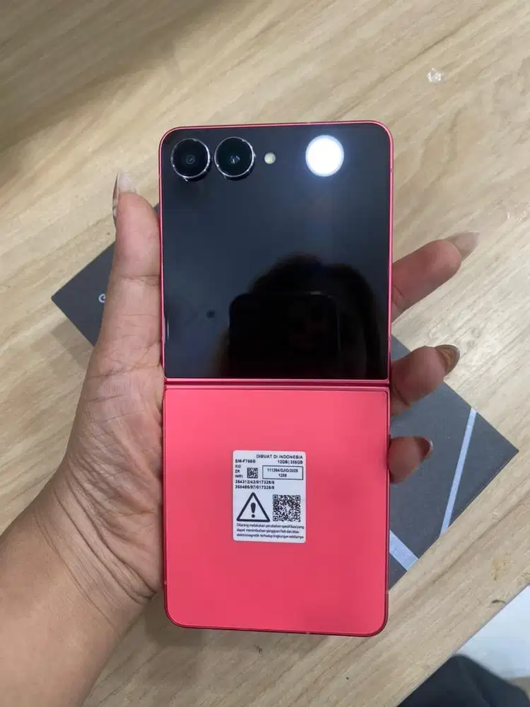 Samsung Flip 7 256 coral SEIN