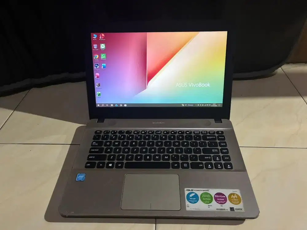 Laptop Asus VivoBook X441ma Ram 4/128gb