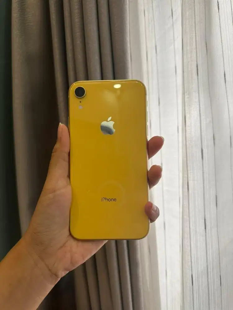 iPhone Xr 128GB yellow