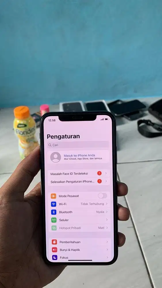 iPhonee X 64 inter
