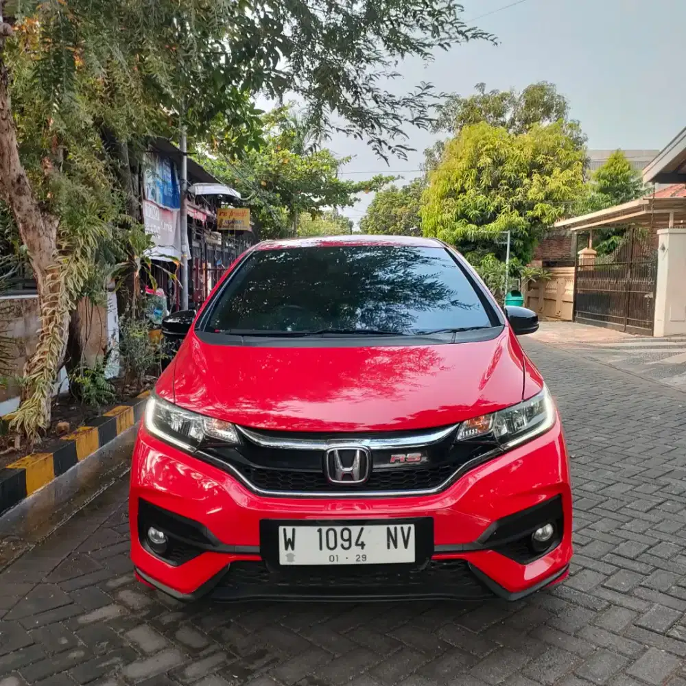 [Gress Mobil Kutisari] HONDA JAZZ 1.5RS A/T 2018 FAVORIT