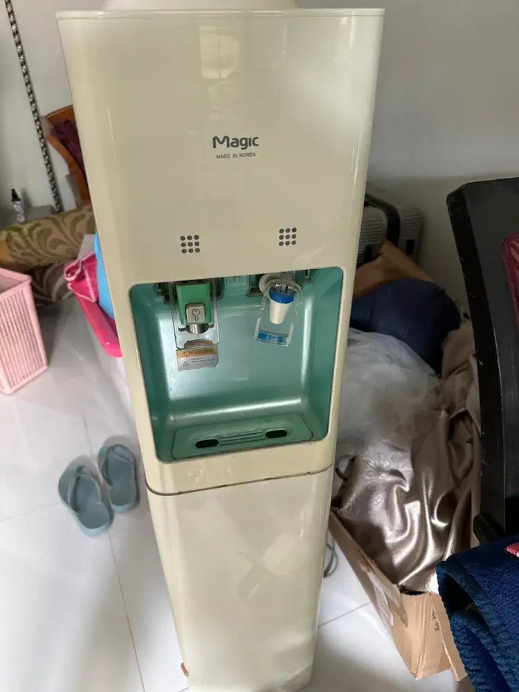 Dijual dispenser bekas pakai