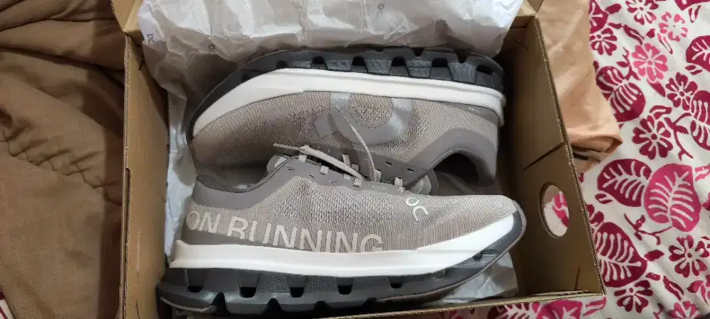 DIJUAAAL CEPAAAT SEPATU ON CLOUD CLOUDFLOW 5 WOMAN cewe