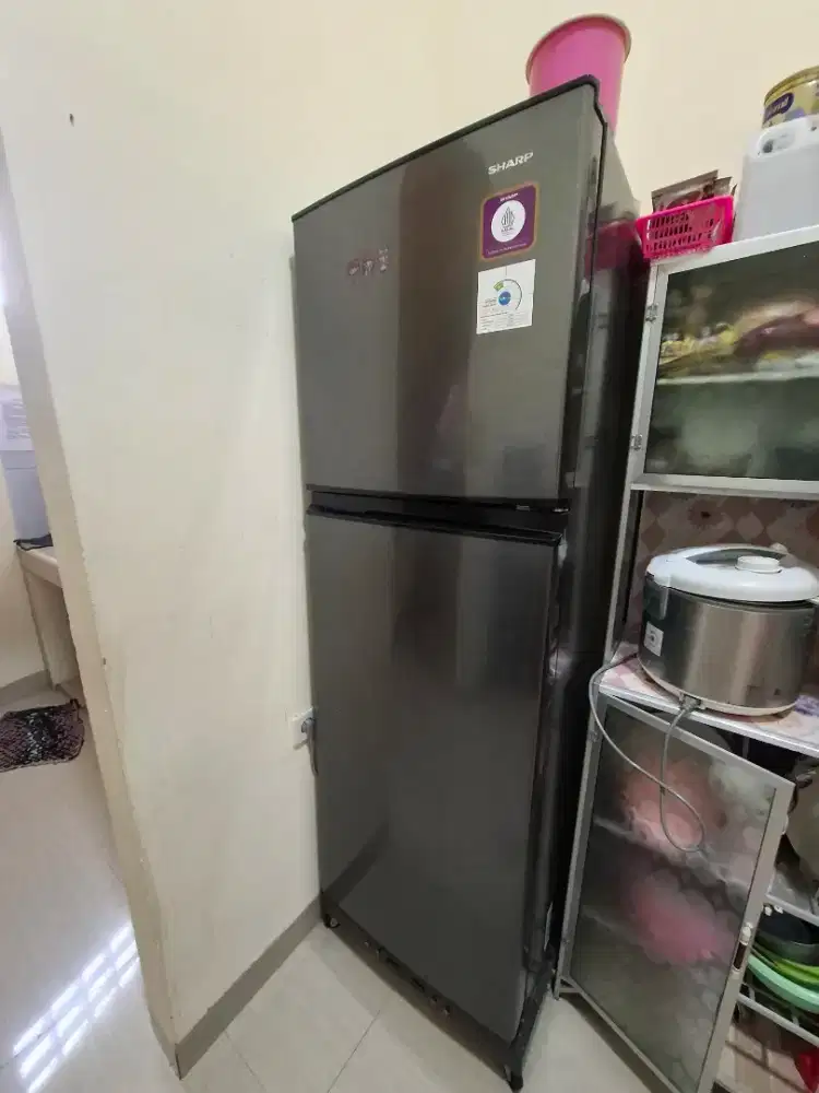 Kulkas sharp 2pintu sj 316 mn hs