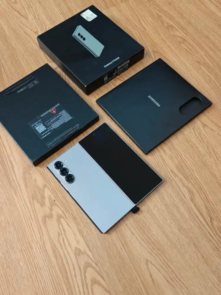 Samsung Z Fold 6 Varian 1Tb Sein