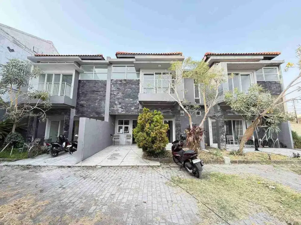 Rumah Cantik 2lt Cluster Town House di Jebres