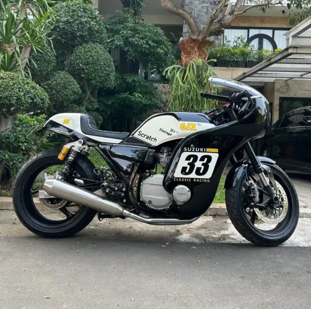 GSX750 Police1985