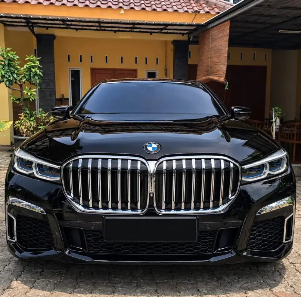 MURAH. BMW 740Li FULL SPEC 2018 g12 s400l 2017 luxury opulence