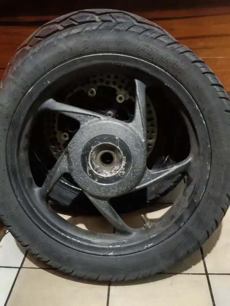 Velg vario 125 kzr