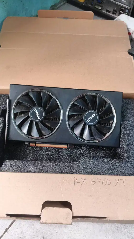 vga amd radeon RX 5700XT