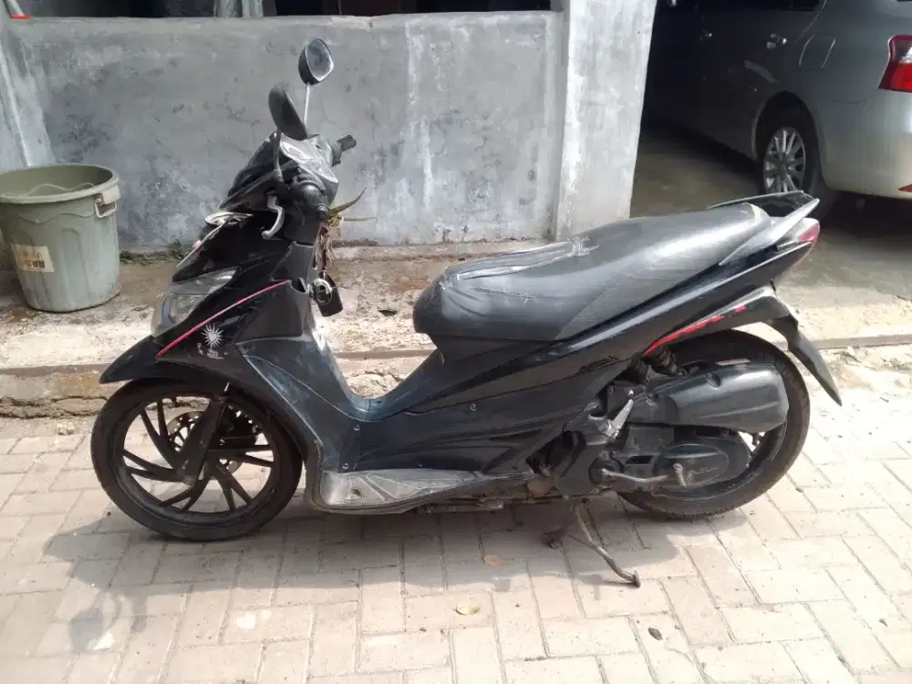 Suzuki Hayate 2011