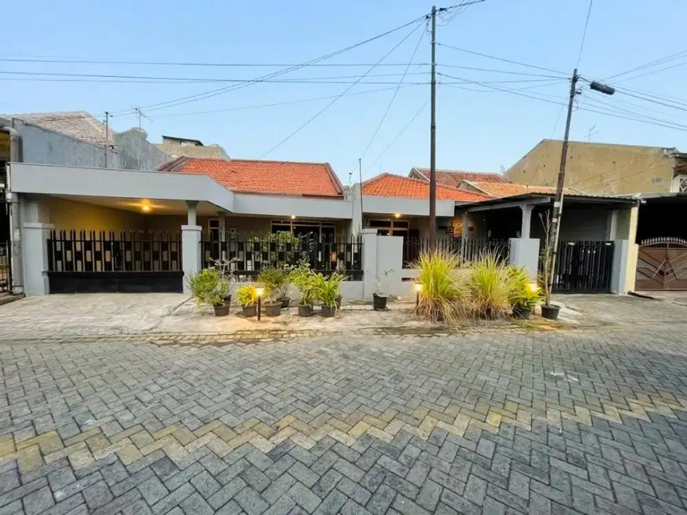 HITUNG TANAH , RUMAH TENGAH KOTA BARATAJAYA SURABAYA