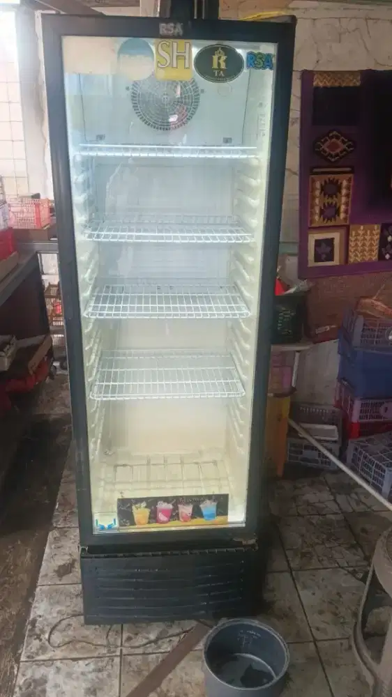Kulkas seken seperti baru