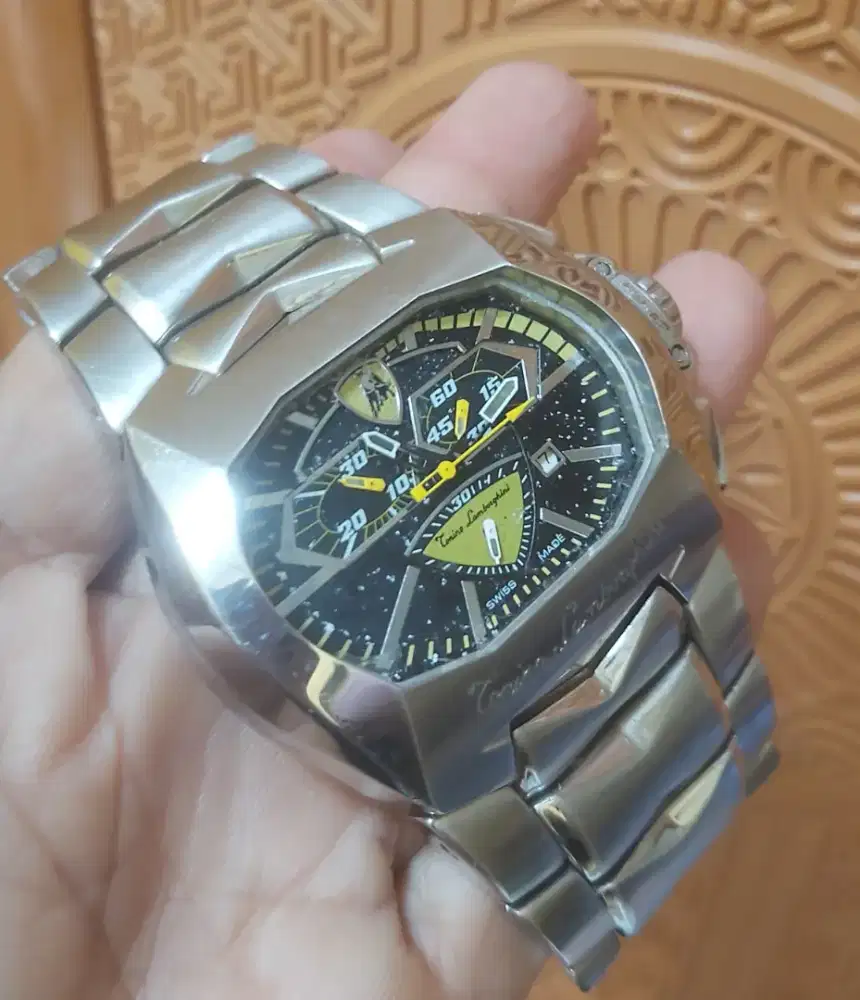 Jam tangan Tonino Lamborghini (swiss quartz)