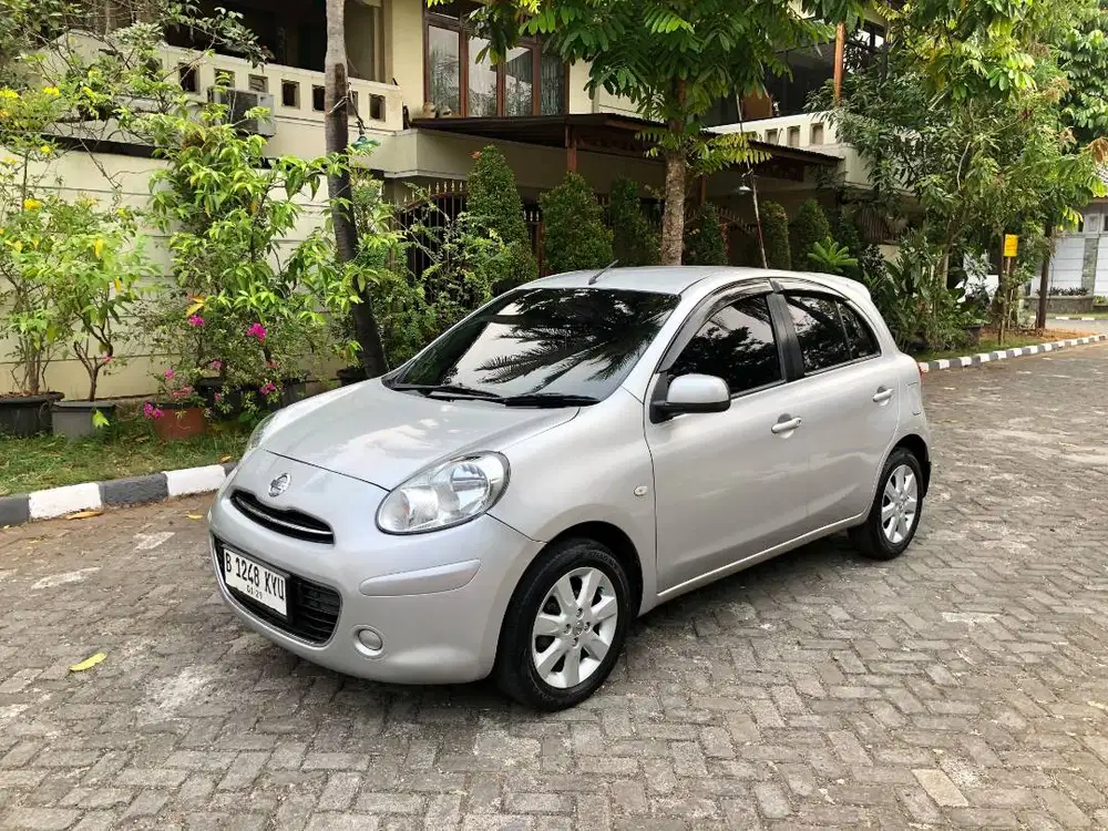 NISSAN MARCH 1.2 AT 2013