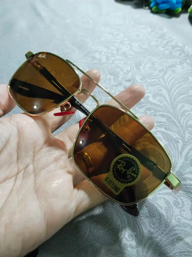 Kacamata rayban golden brown