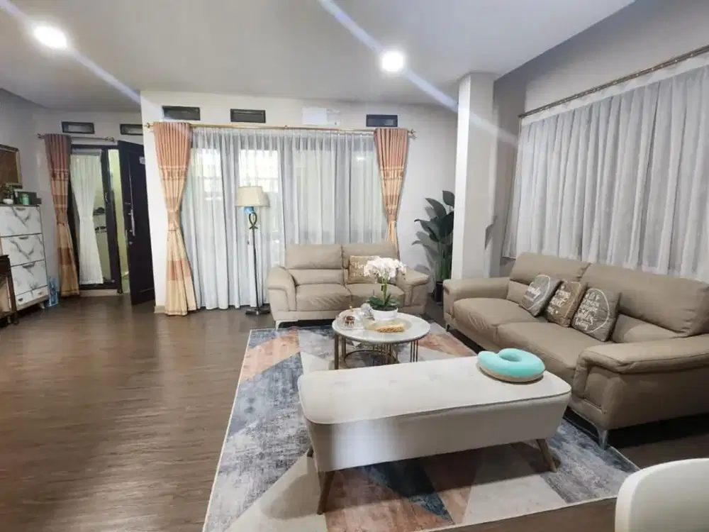 Dijual Rumah Bagus D Bojong Koneng Cikutra Pahlawan dkt Awiligar Bandung