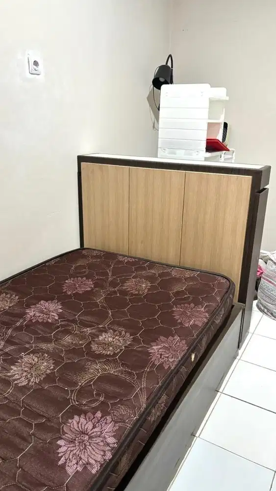 Dipan Kayu Minimalis + Headboard 2 Laci