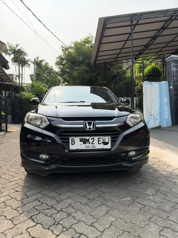 Jual Honda HR-V E 2018 Low KM Pajak sangat panjang Istimewa