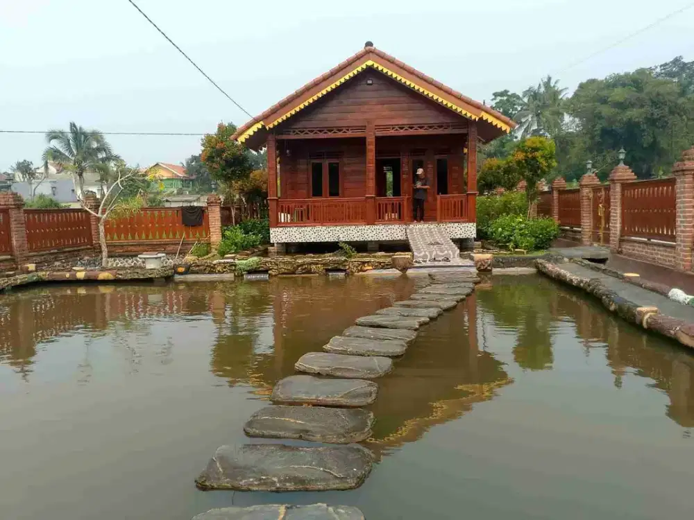 Semi Villa kayu Asri d Perkampungan Di tapos tenjolaya Bogor
