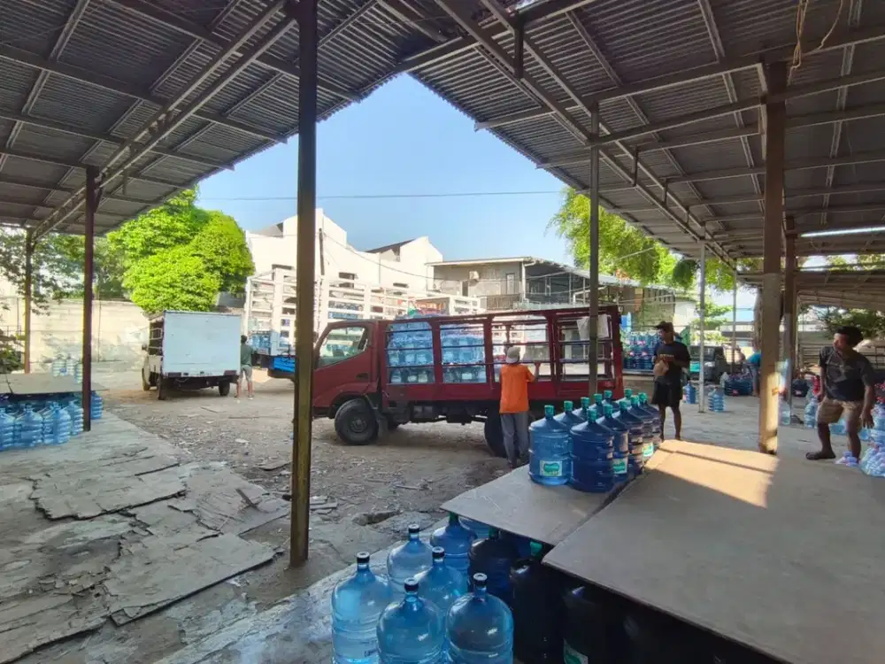 Dijual lahan+bangunan+gudang di Raya Pekayon, Bekasi Selatan