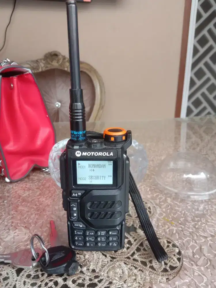 HT Motorola x8 2026