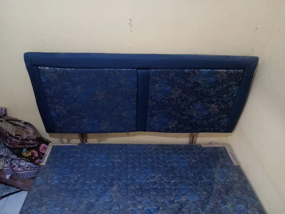 KASUR KING BED UNILAND